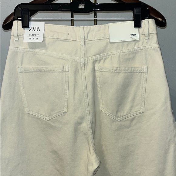 Zara Slouchy Jeans Black Label High Waist Pleated Cream Cropped - Size 6 NWT - Picture 7 of 12
